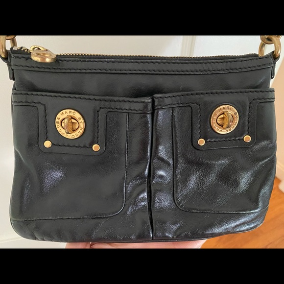 Marc by Marc Jacobs black leather cross body bag - Picture 2 of 4